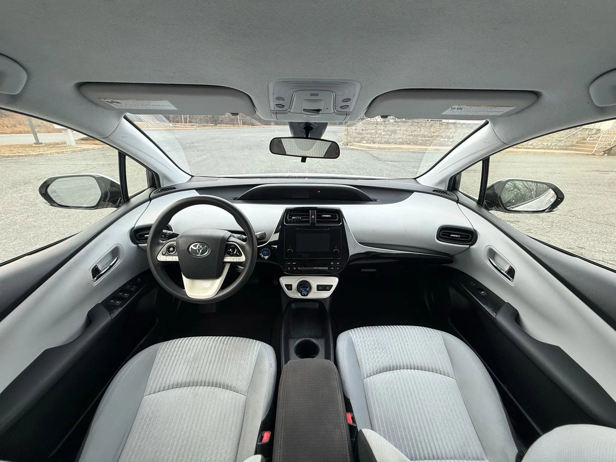 Used 2018 Toyota Prius Two image 26