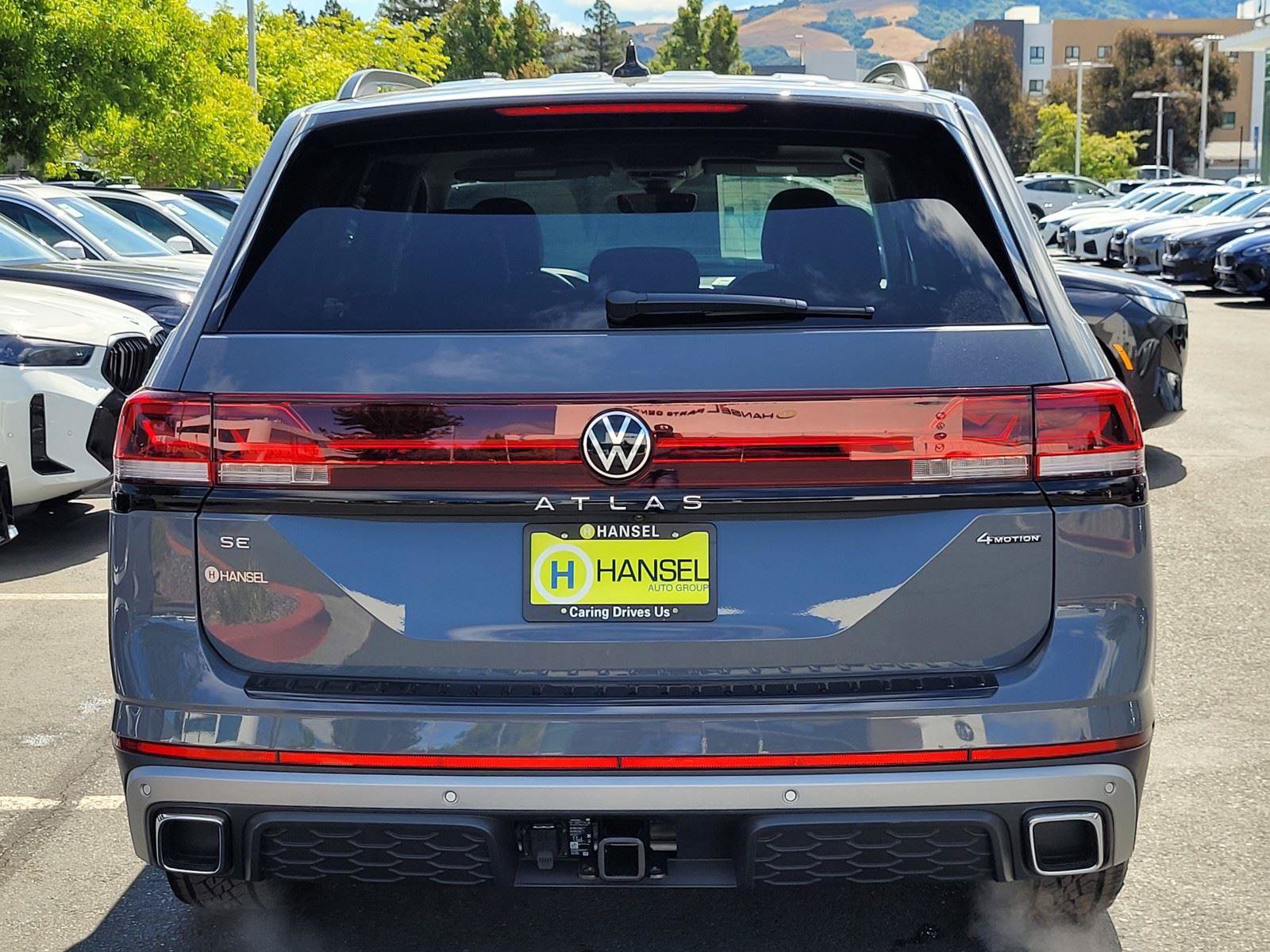 New 2026 Volkswagen Atlas Peak Edition AWD/4WD image 7