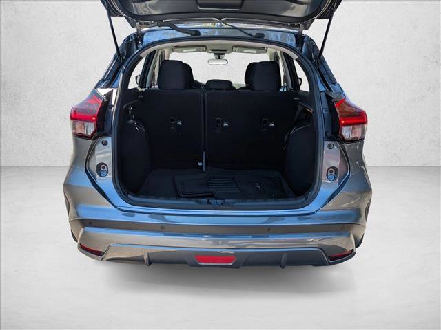 Certified 2023 Nissan Kicks SV image 6