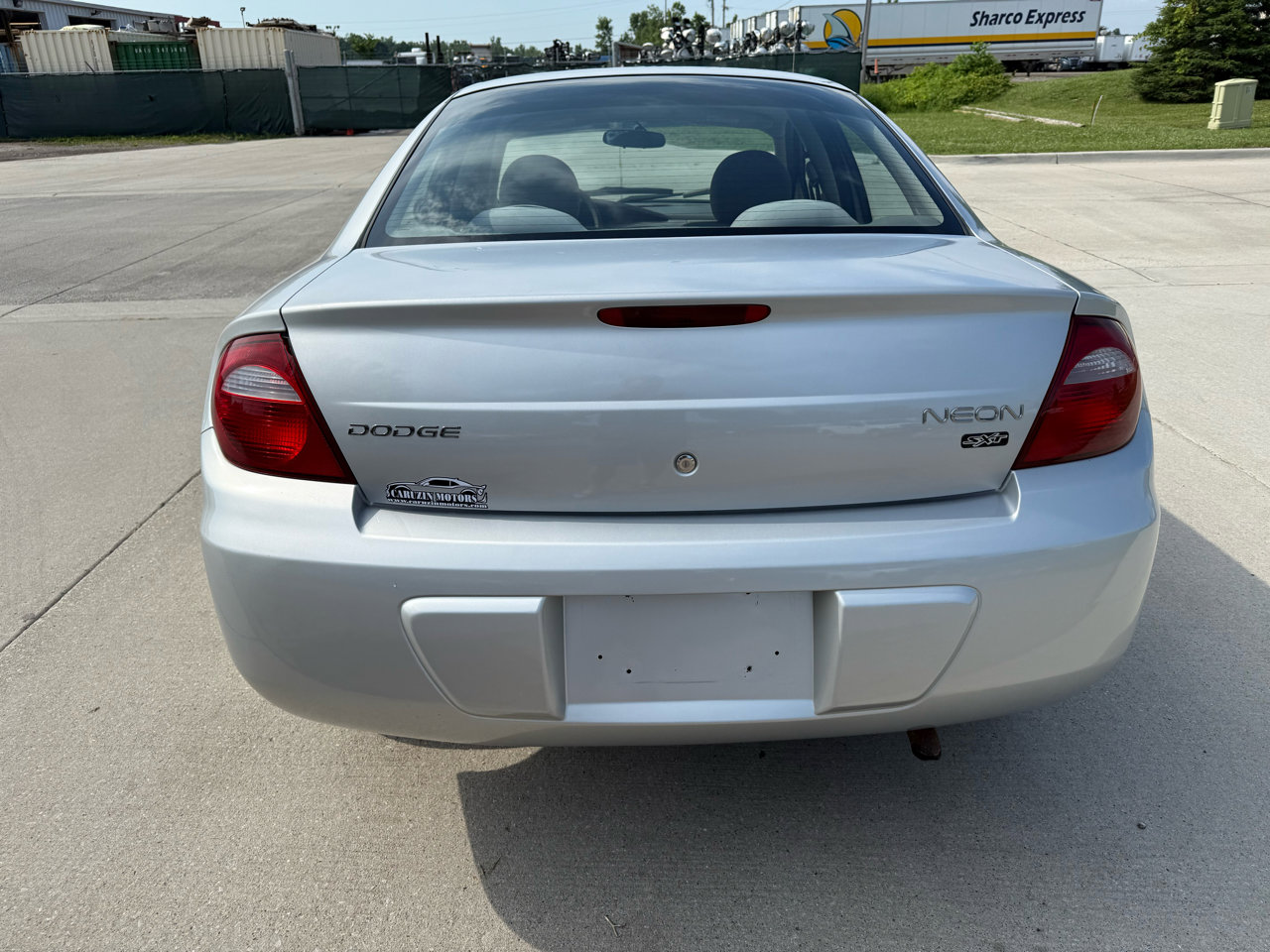 Used 2005 Dodge Neon SXT image 6