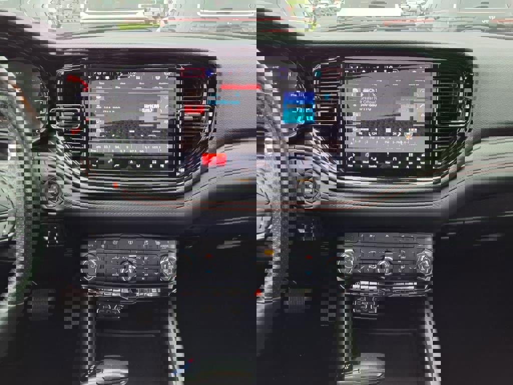 Used 2023 Dodge Durango GT image 9