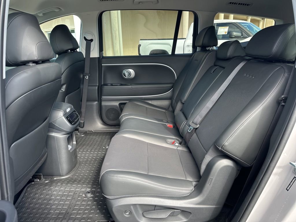 New 2026 Hyundai Ioniq 9 SEL image 16