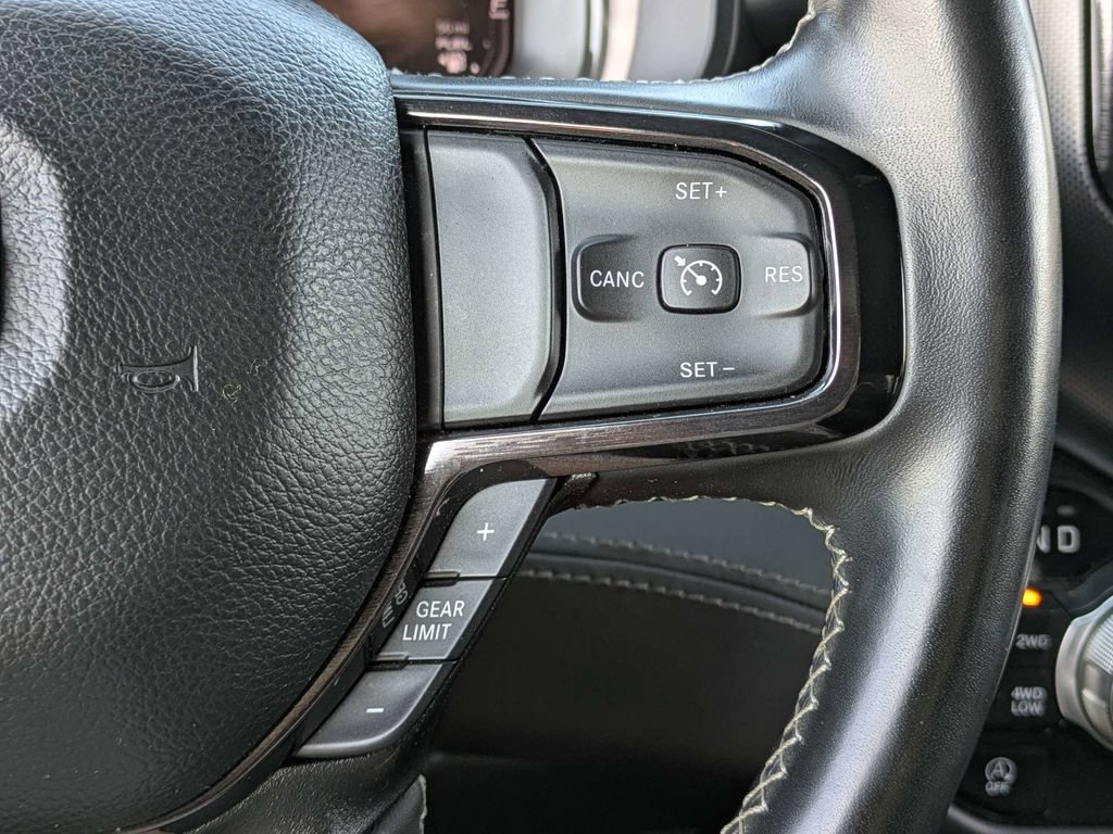 Used 2023 RAM 1500 Limited AWD/4WD image 27
