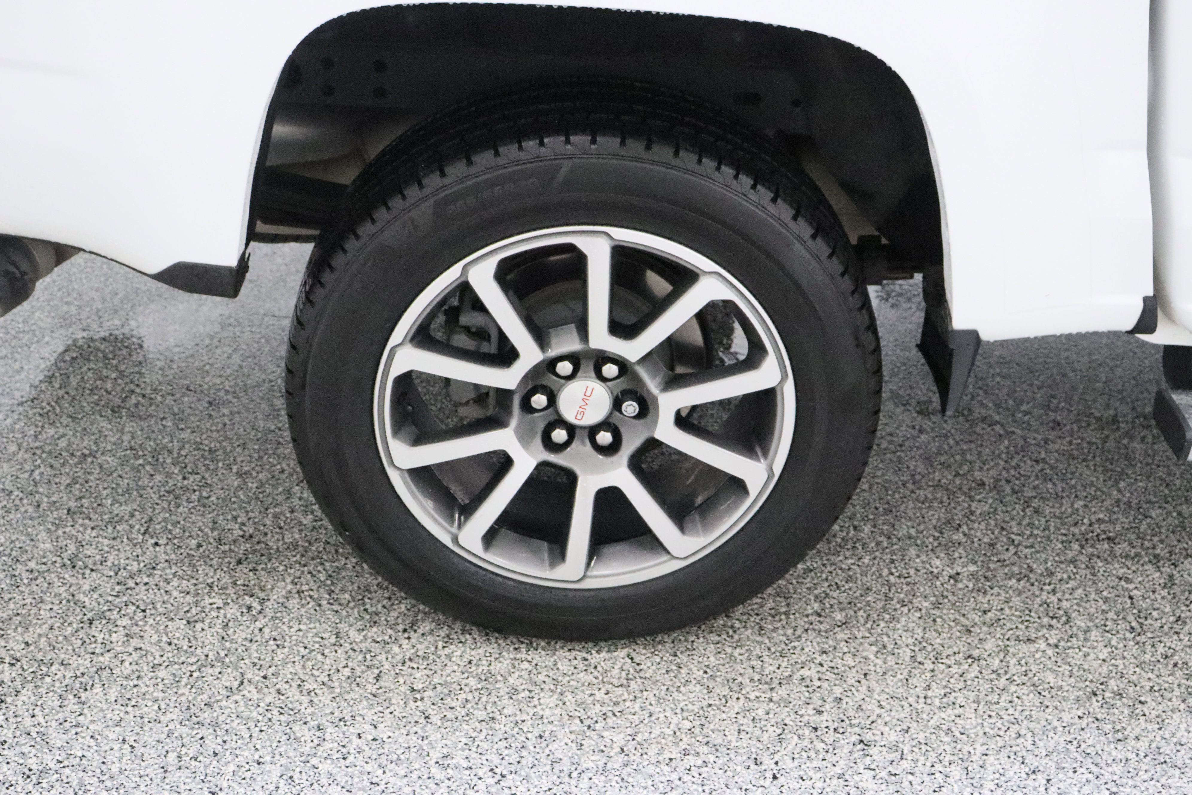 Used 2022 GMC Canyon Denali RWD image 6