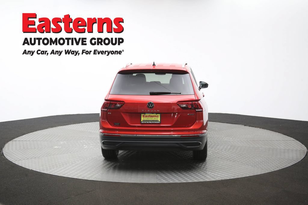 Used 2023 Volkswagen Tiguan SE AWD/4WD image 34