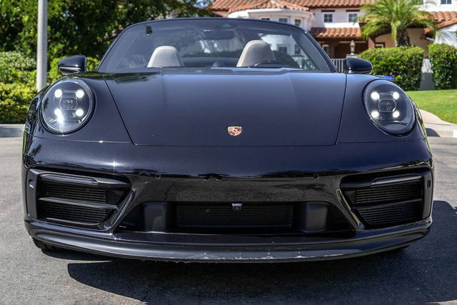 Used 2024 Porsche 911 Cabriolet image 13