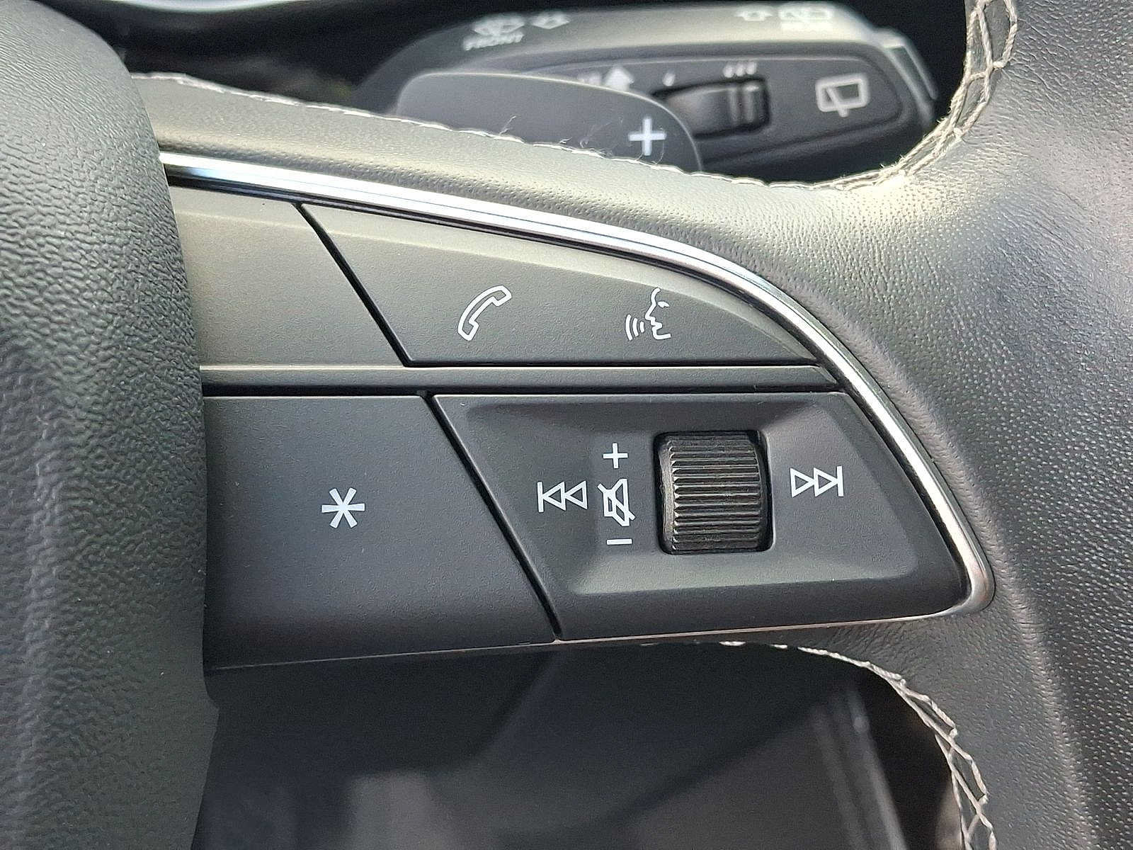 Certified 2023 Audi Q8 Premium Plus AWD/4WD image 24
