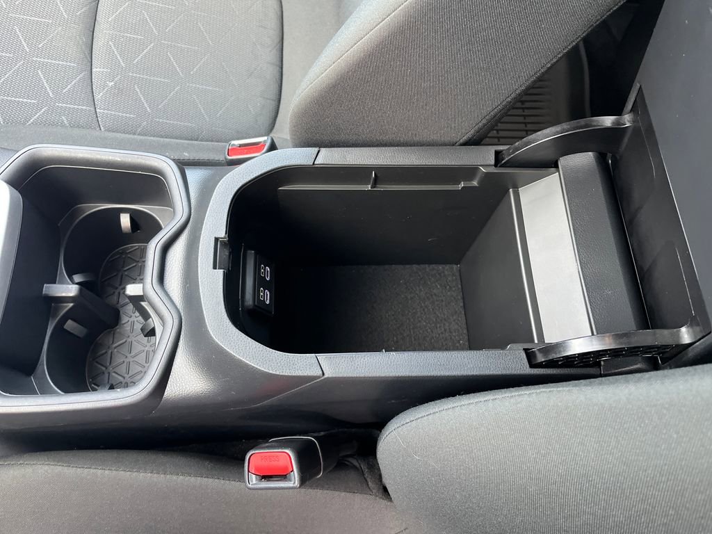 Certified 2024 Toyota RAV4 XLE image 27