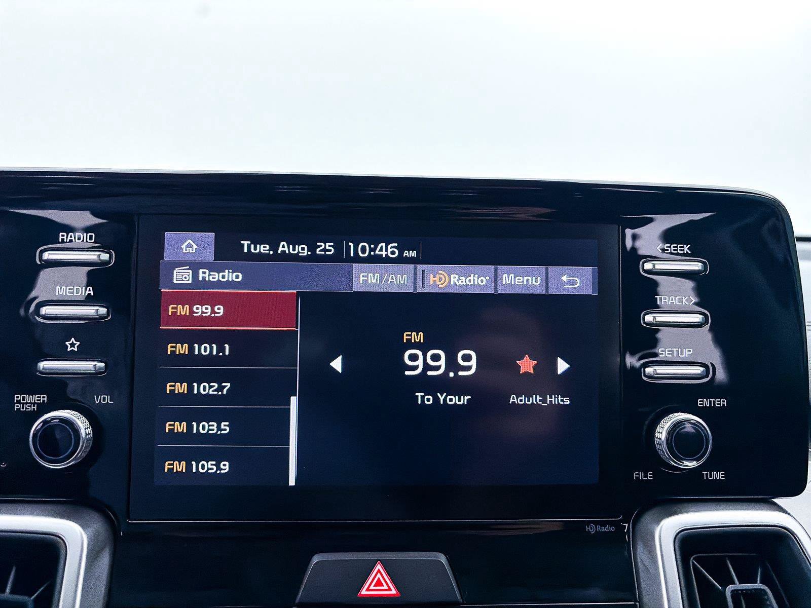 Used 2023 Kia Sorento LX FWD image 21