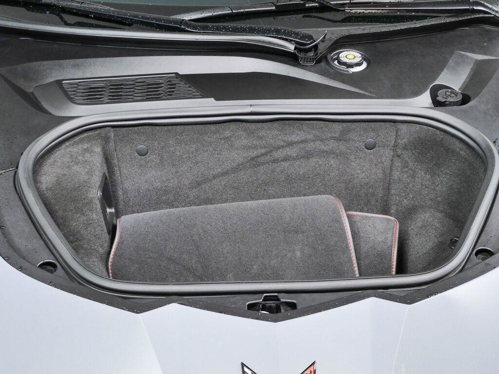 Used 2024 Chevrolet Corvette Z06 RWD image 35
