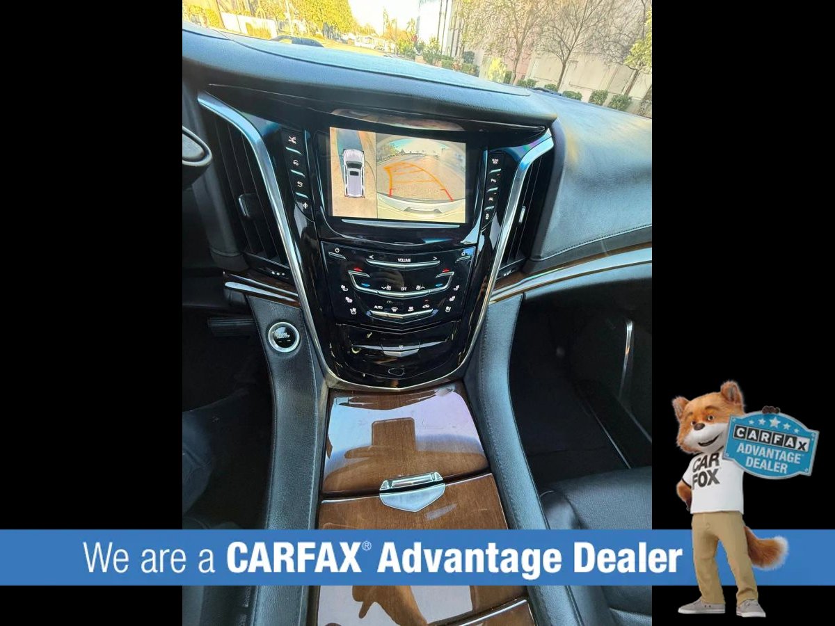 Used 2016 Cadillac Escalade Premium RWD image 59