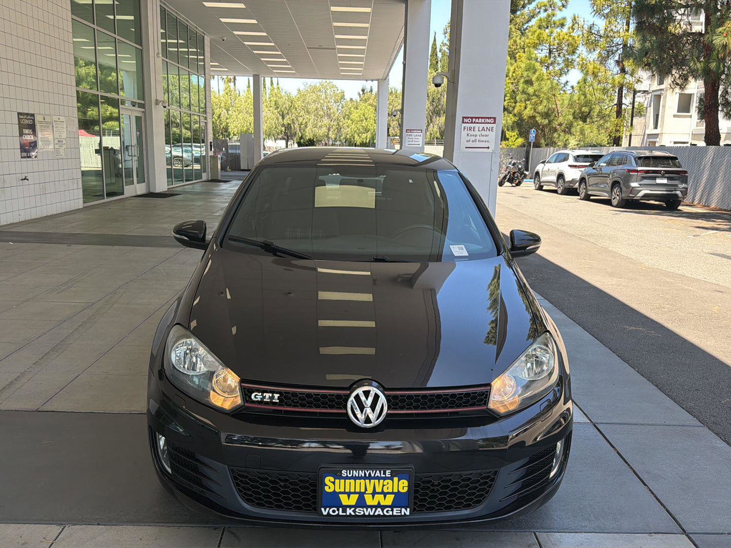 Used 2014 Volkswagen GTI Wolfsburg Edition FWD image 8