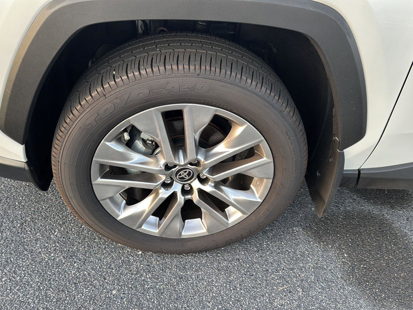 Certified 2025 Toyota RAV4 XLE Premium image 32