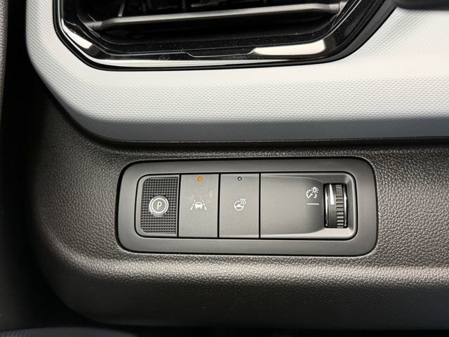 New 2027 Chevrolet Bolt RS w/ Technology Package FWD image 18