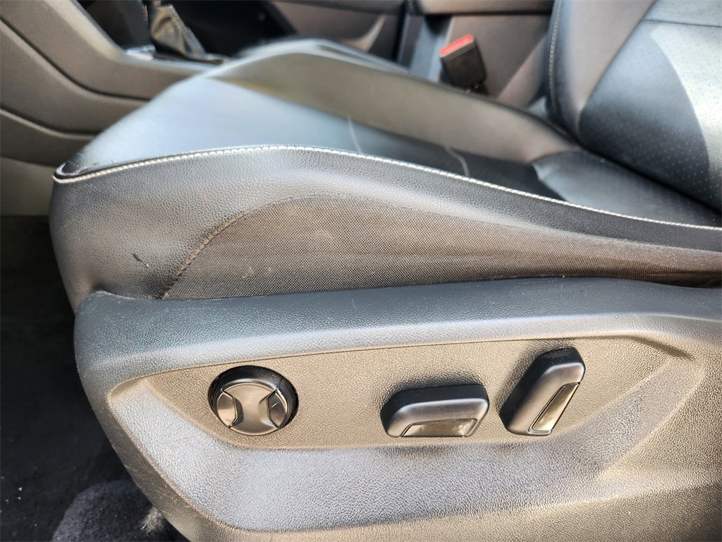 Used 2021 Volkswagen Tiguan image 14