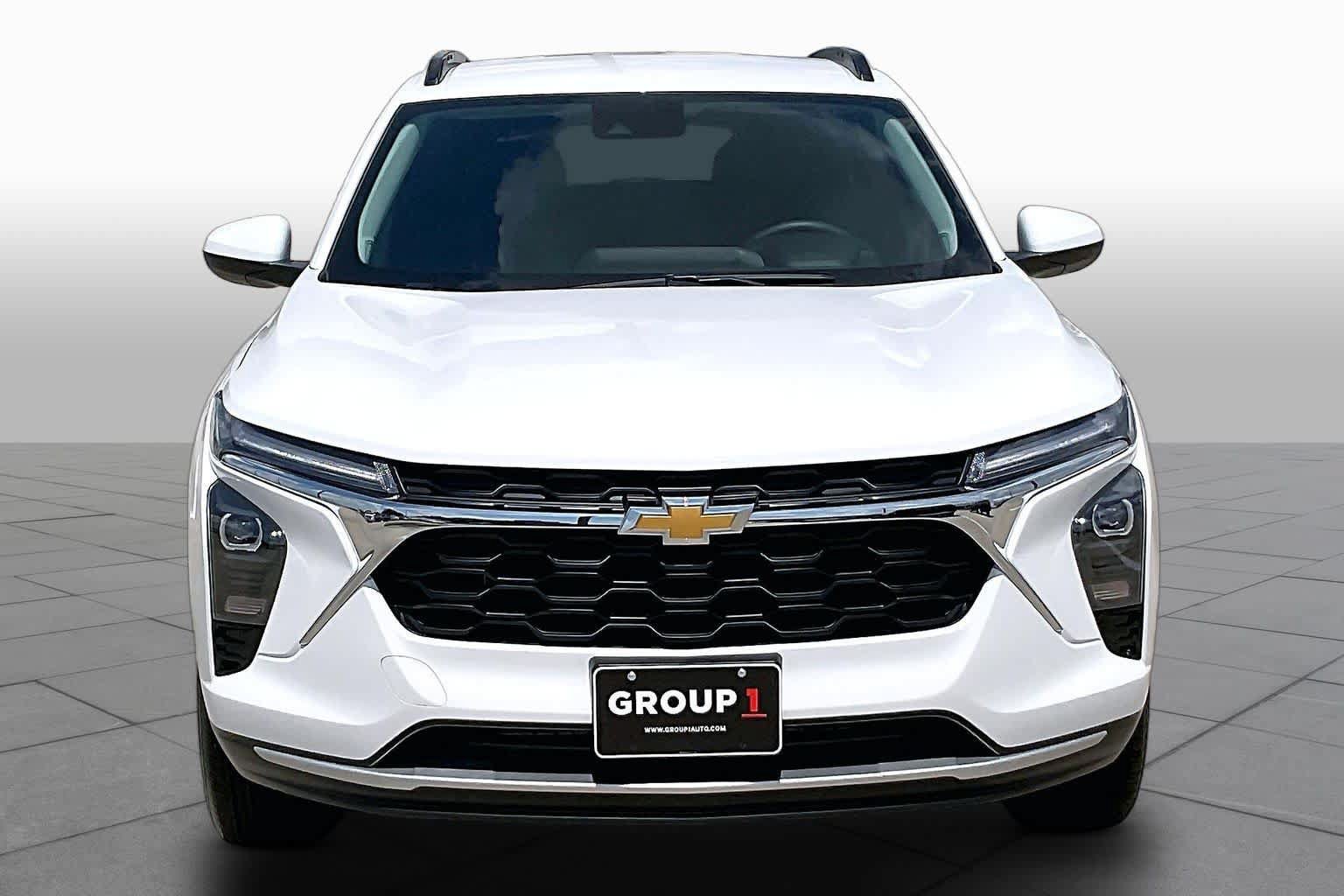 Used 2026 Chevrolet Trax LT w/ Driver Confidence Package FWD image 4