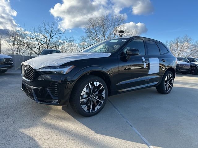 New 2026 Volvo XC60 B5 Plus w/ Protection Package Premier image 3