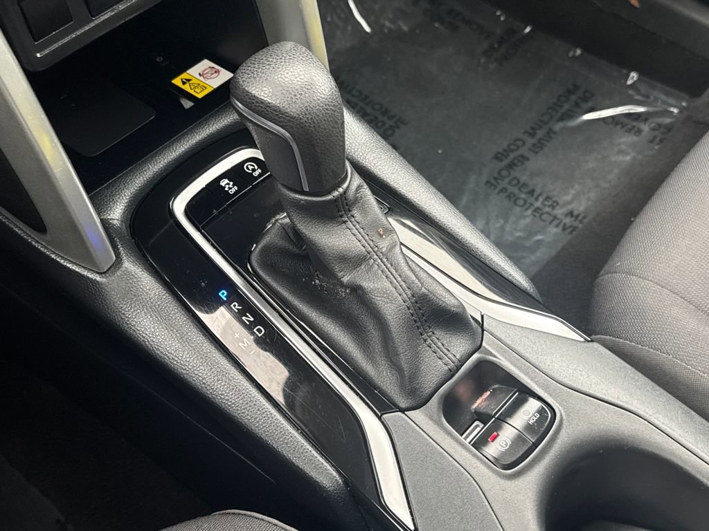 Used 2023 Toyota Corolla Cross LE w/ Moonroof Package image 27