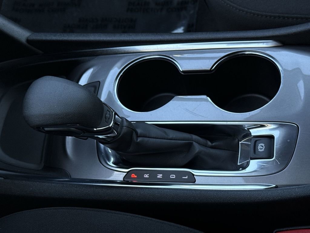 Used 2025 Chevrolet Malibu LT image 22