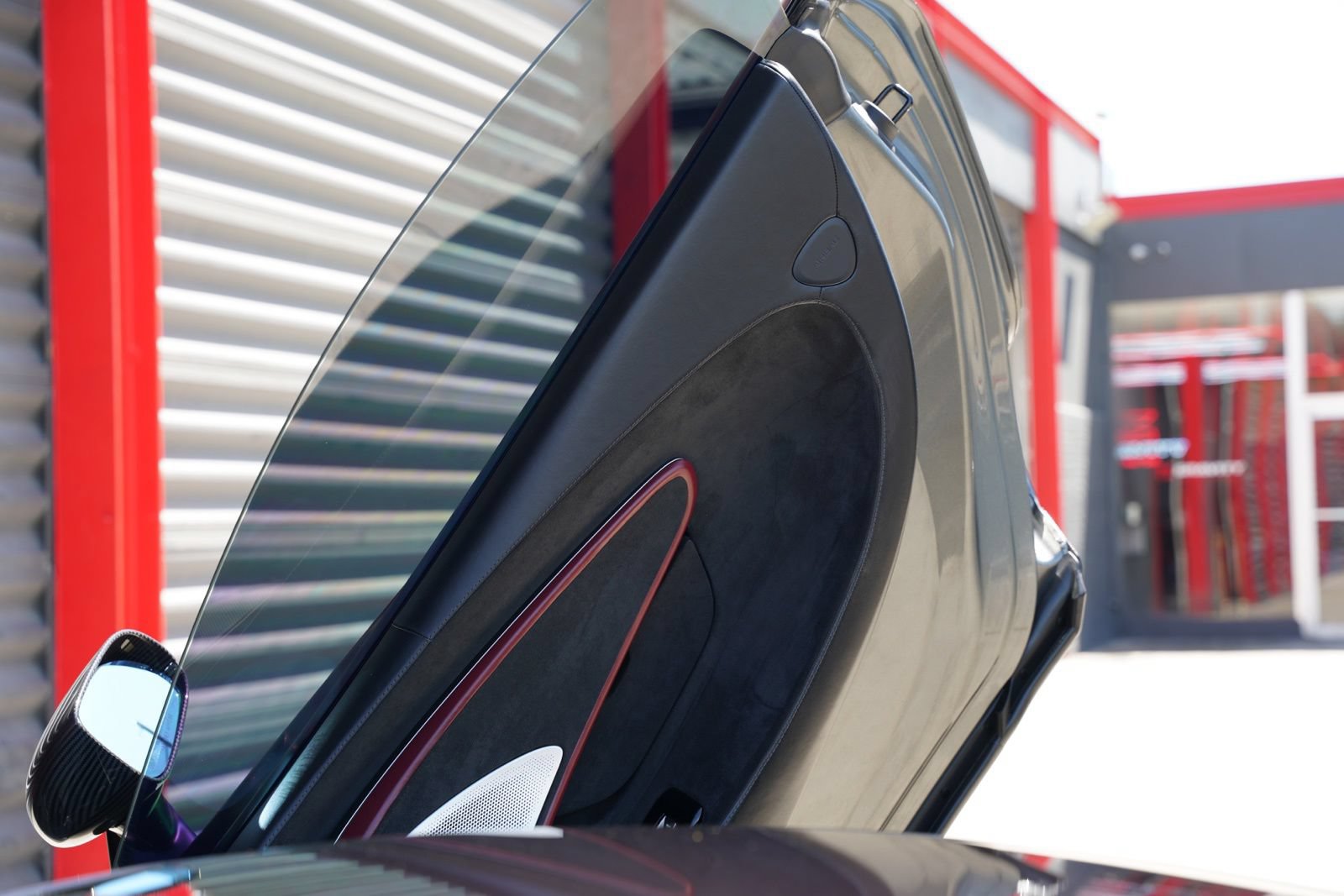 Used 2020 McLaren GT RWD image 22