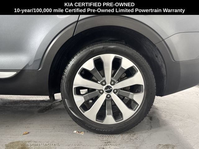 Certified 2022 Kia Telluride S image 5