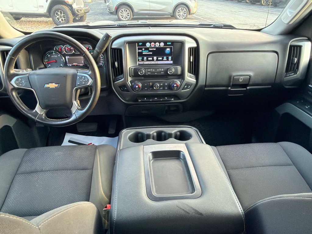 Used 2018 Chevrolet Silverado 1500 LT w/ All Star Edition AWD/4WD image 14