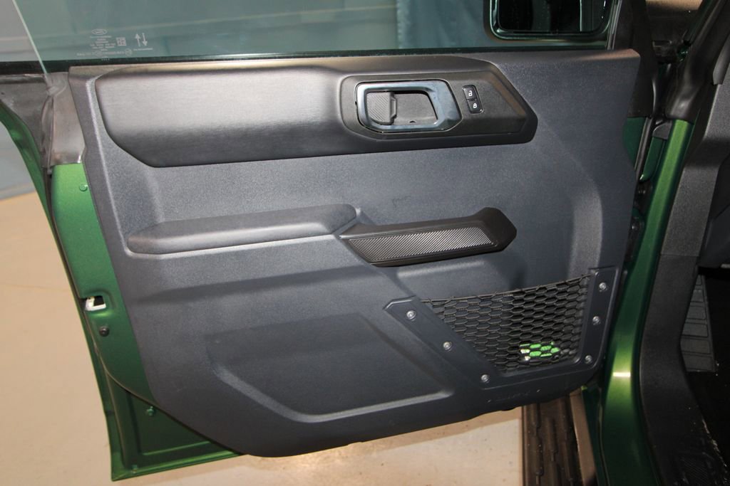 Used 2025 Ford Bronco Outer Banks image 5