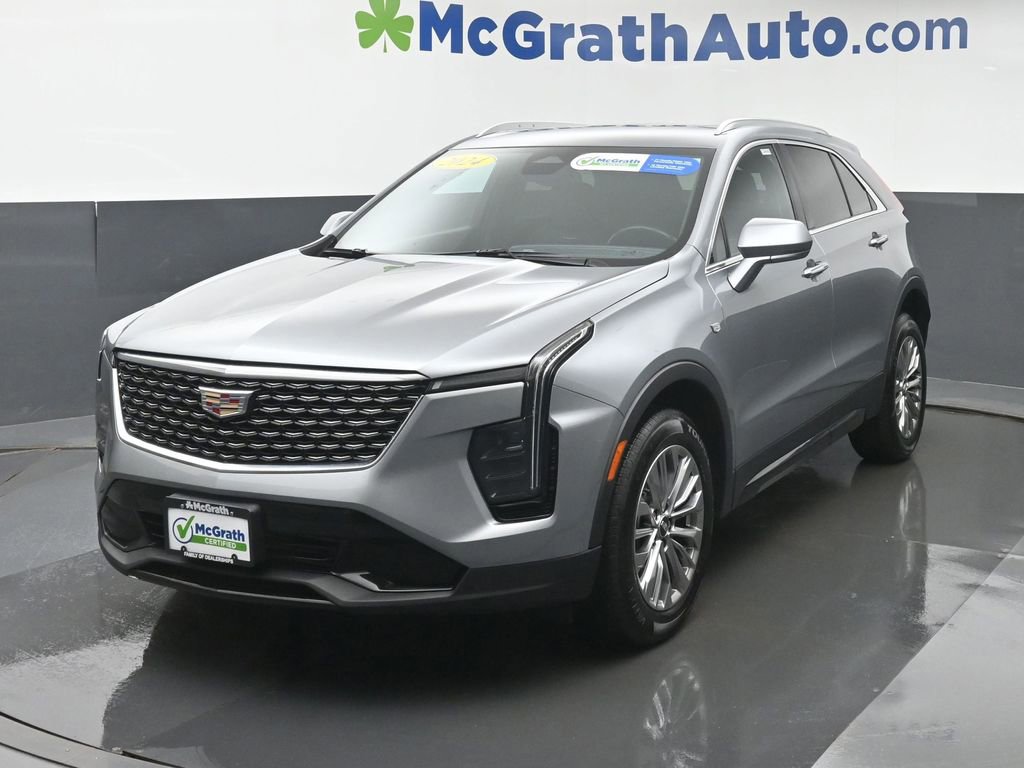 Used 2024 Cadillac XT4 Premium Luxury image 16