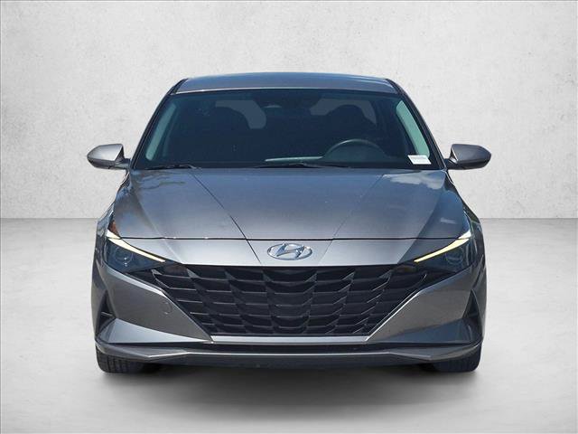 Used 2023 Hyundai Elantra SEL w/ Cargo Package FWD image 2
