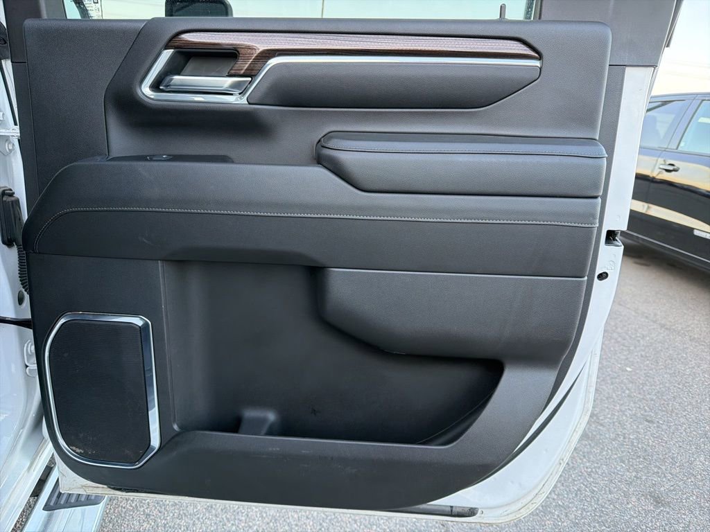 Used 2024 Chevrolet Silverado 2500 LT image 26