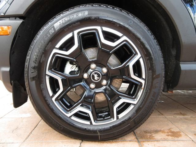 Certified 2025 Ford Bronco Sport Outer Banks w/ Outer Banks Tech Package+ image 8