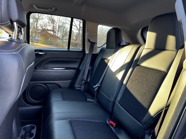 Used 2016 Jeep Compass Latitude image 18