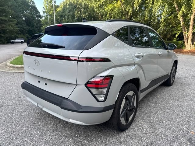 Used 2025 Hyundai Kona SEL FWD image 6