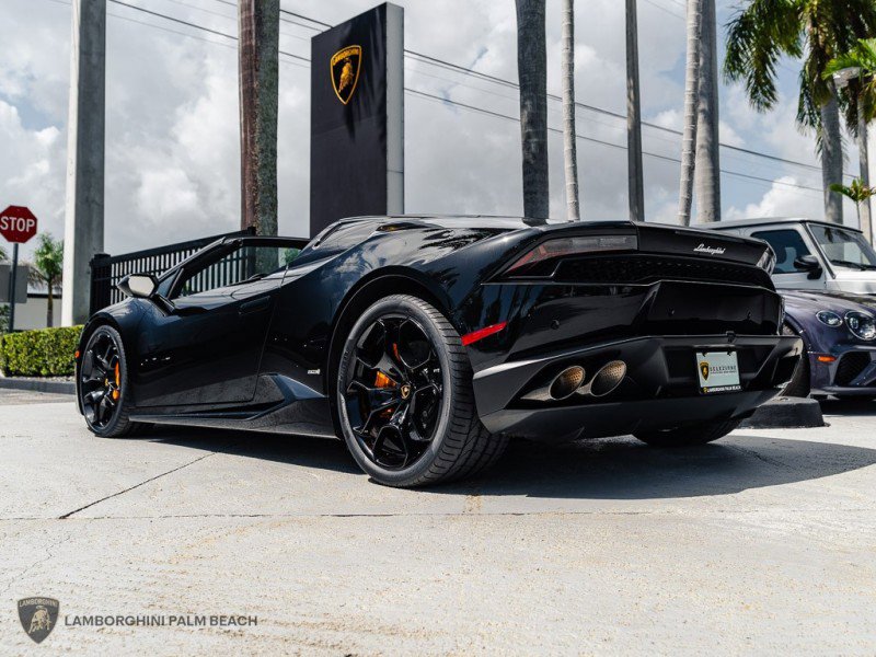 Used 2017 Lamborghini Huracan LP 610-4 image 6