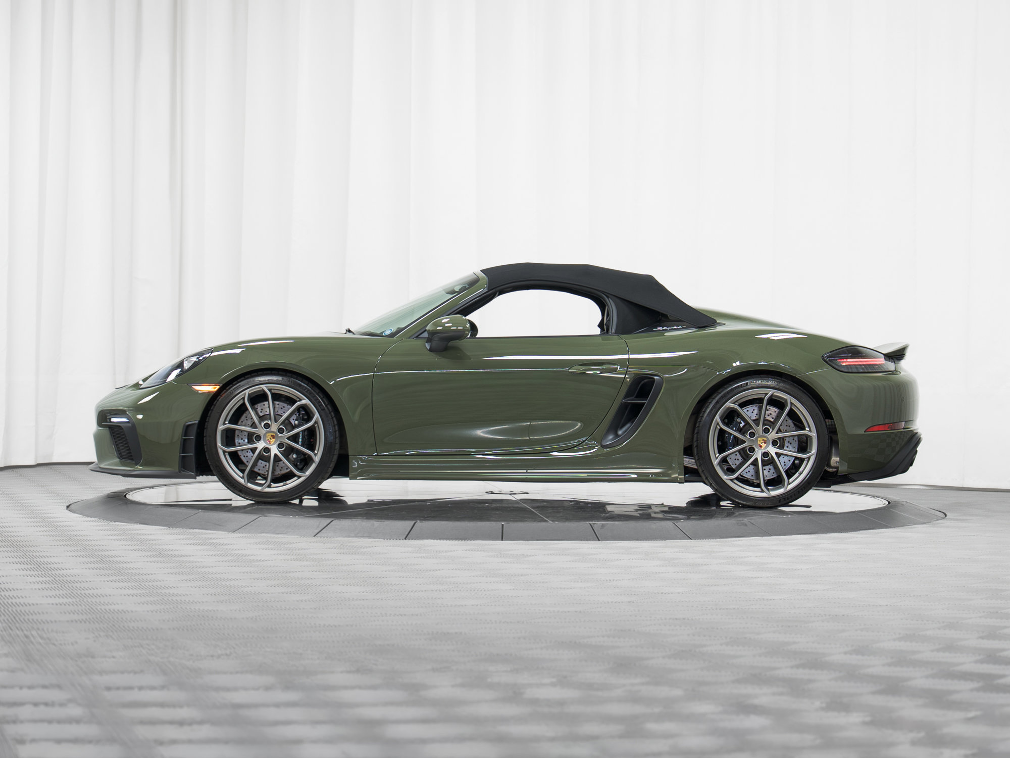 Certified 2023 Porsche 718 Boxster Spyder image 40