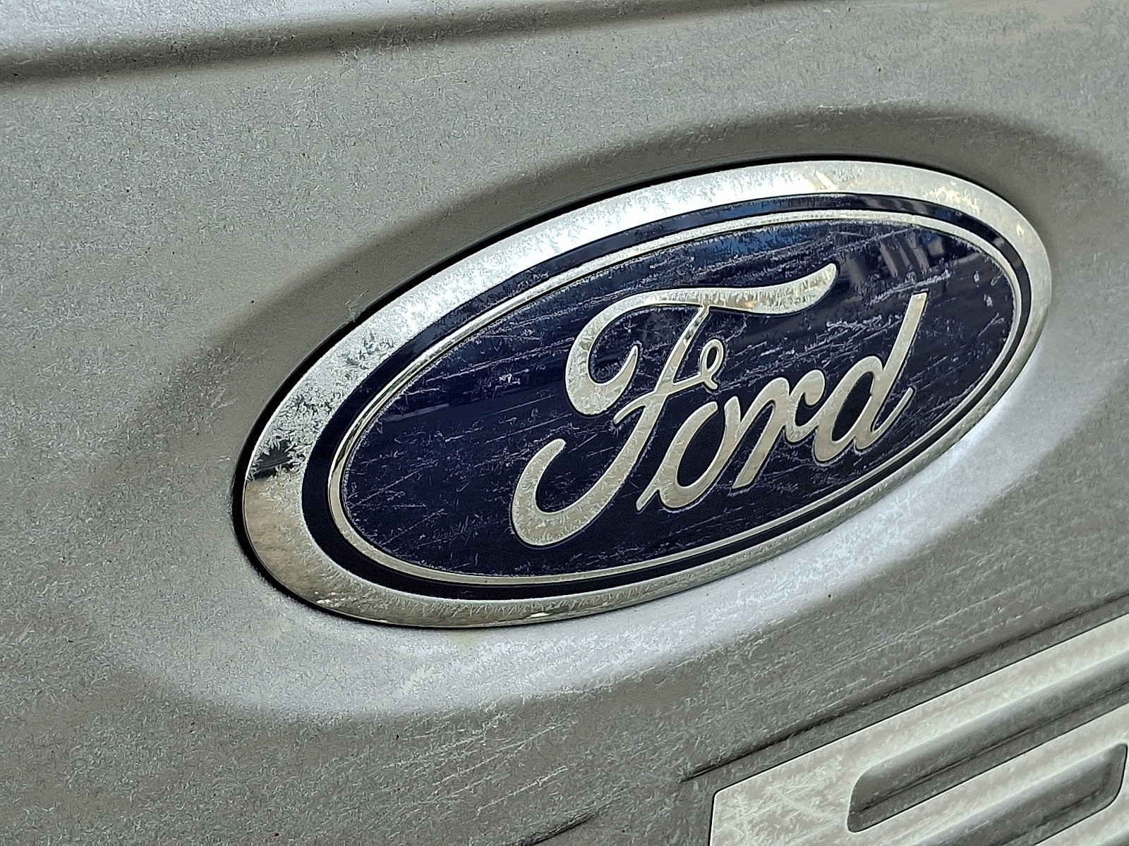 Certified 2022 Ford F150 Lariat w/ Equipment Group 502A High image 30