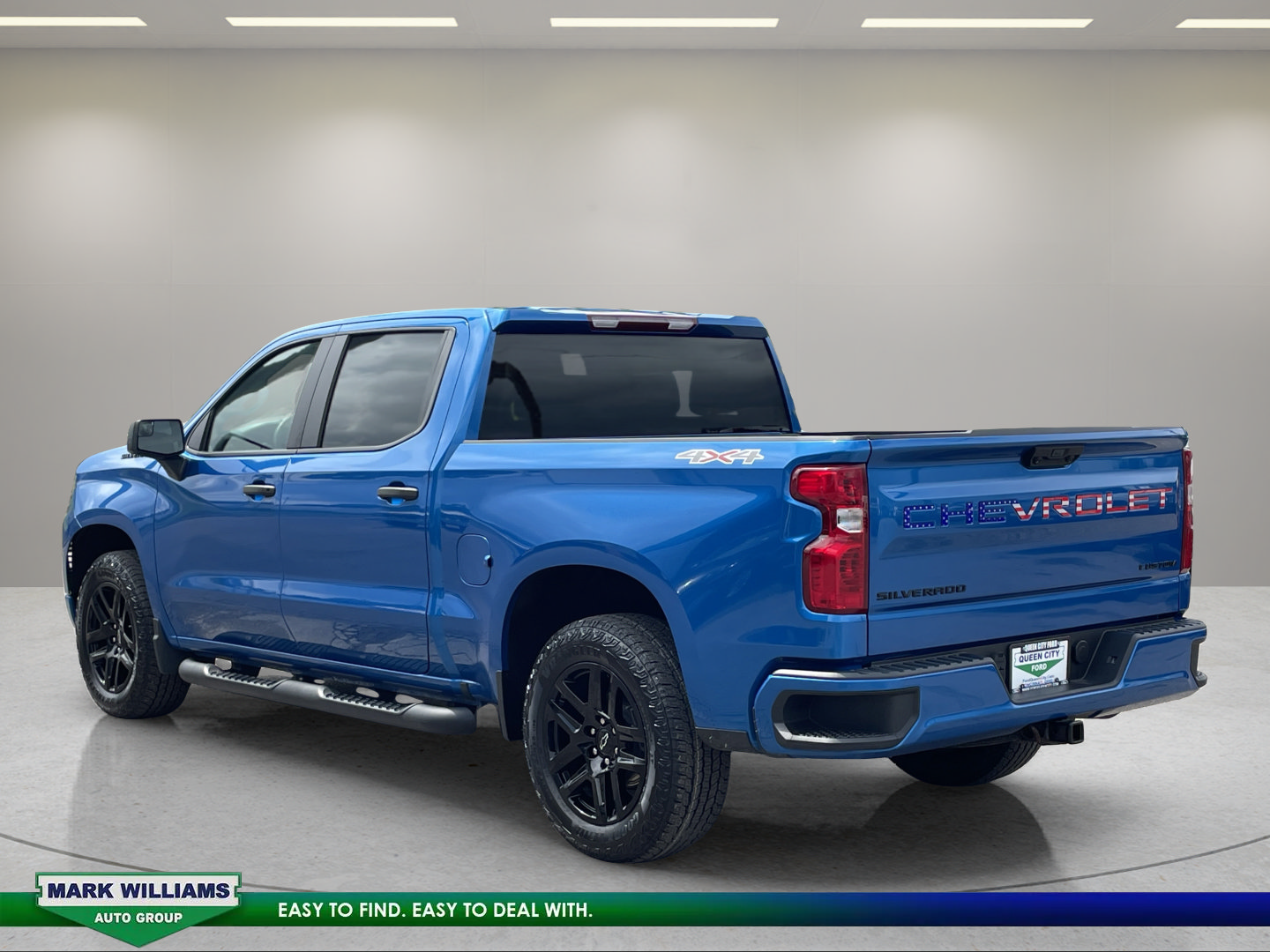 Used 2023 Chevrolet Silverado 1500 Custom w/ LPO, Dark Essentials Package AWD/4WD image 6