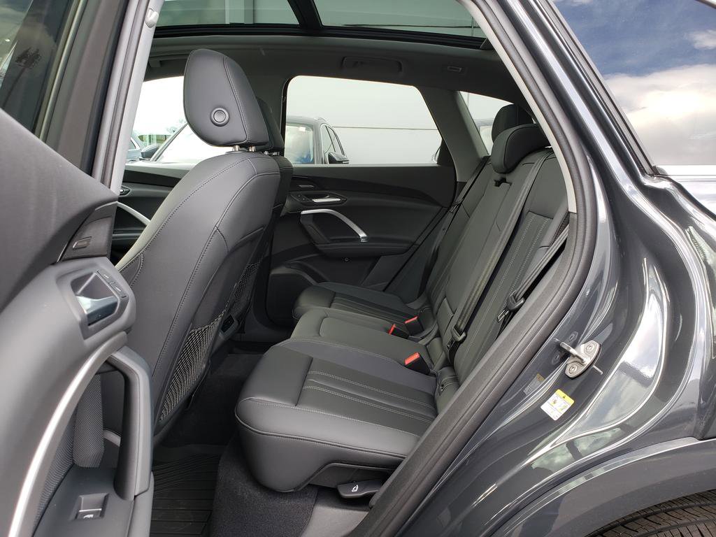 New 2025 Audi Q5 Premium Plus AWD/4WD image 8
