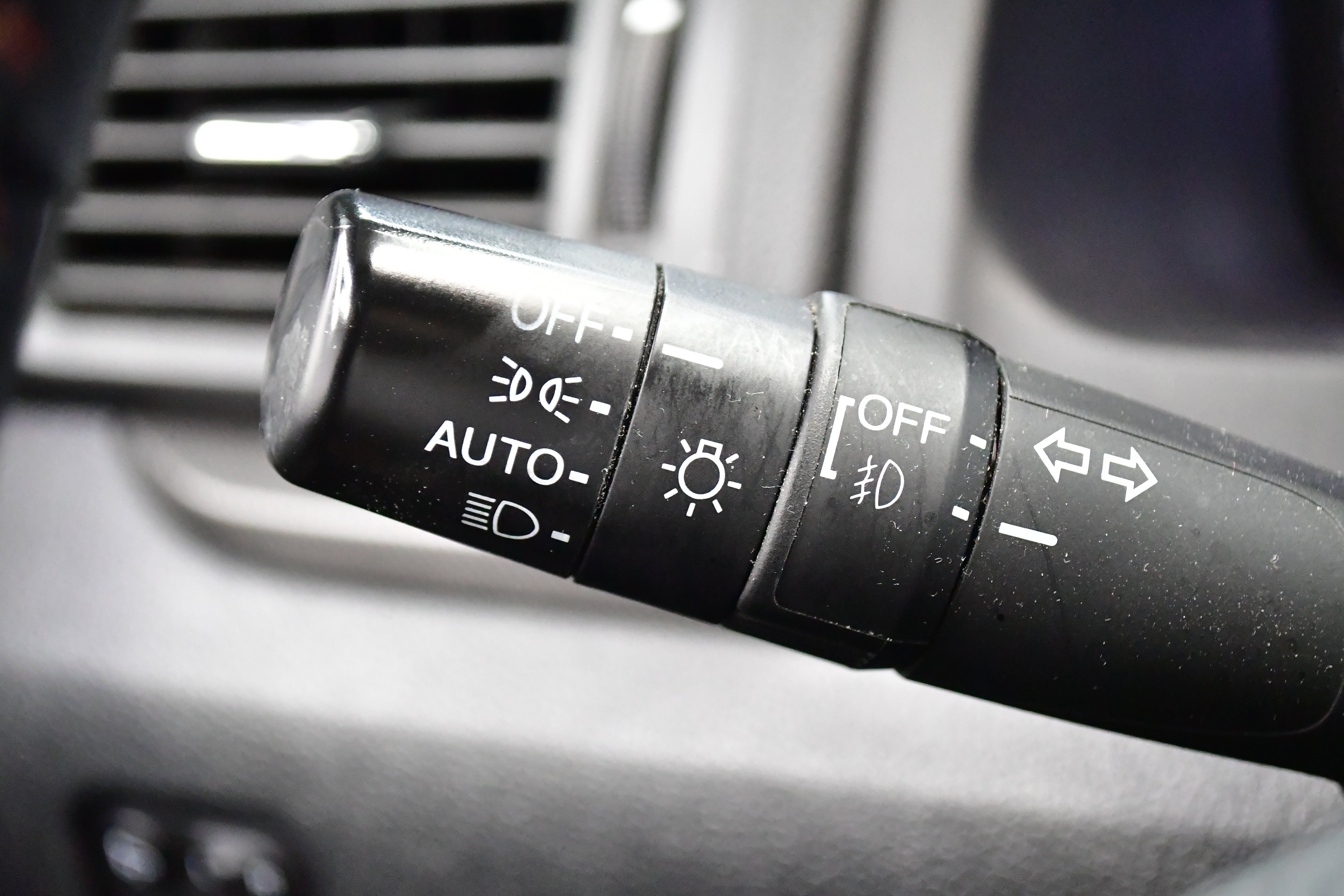 Used 2023 Honda Passport TrailSport image 19