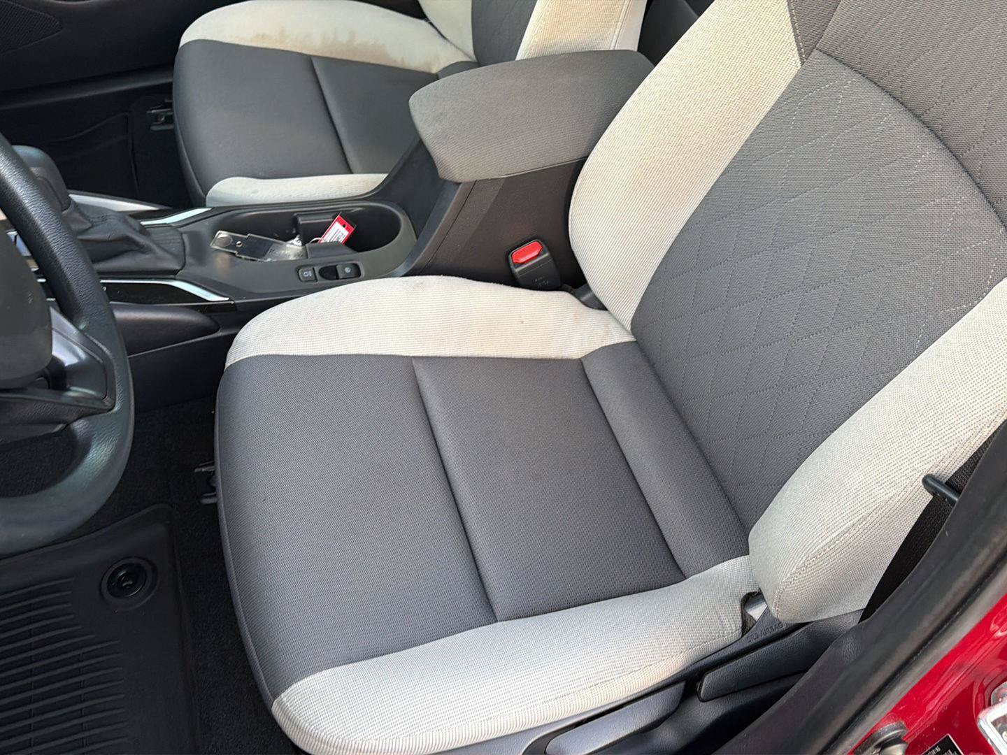 Certified 2025 Toyota Corolla LE w/ Convenience Package FWD image 29