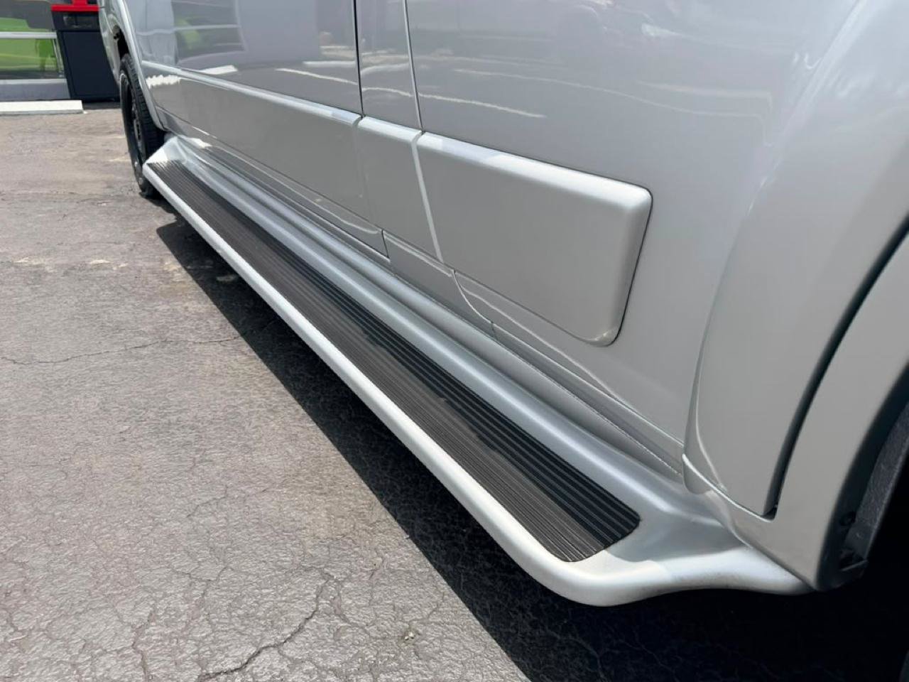 Used 2023 RAM ProMaster 2500 w/ Premium Convenience Group (B) FWD image 12