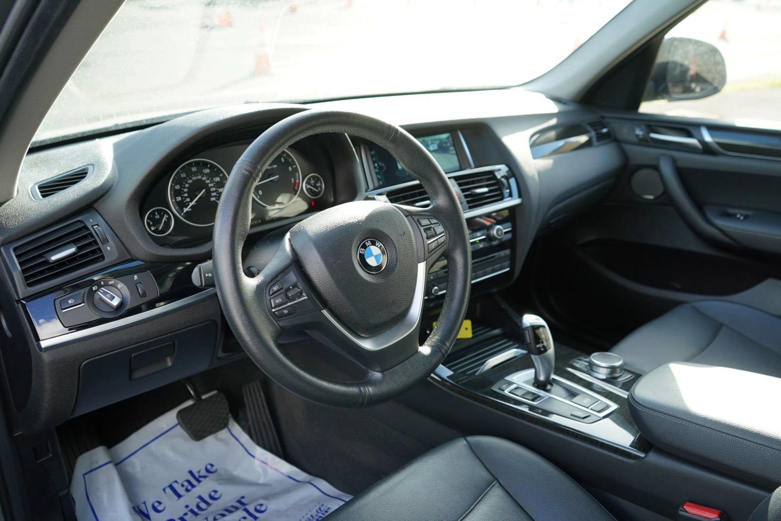 Used 2017 BMW X3 sDrive28i RWD image 8