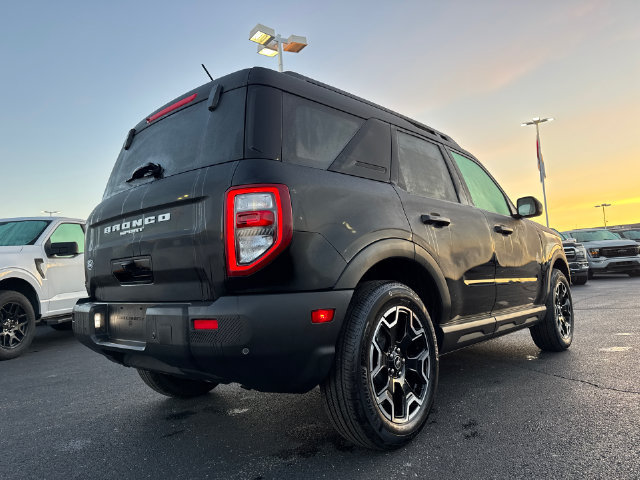 Used 2026 Ford Bronco Sport Outer Banks AWD/4WD image 7