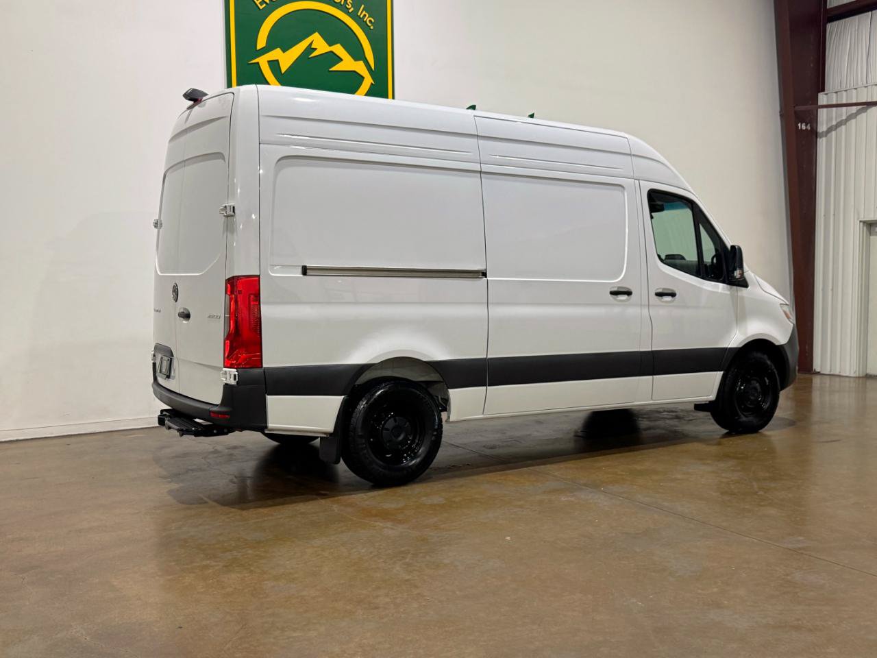 Used 2025 Mercedes-Benz Sprinter 2500 image 7