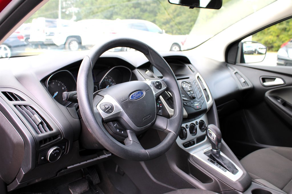 Used 2013 Ford Focus SE image 15