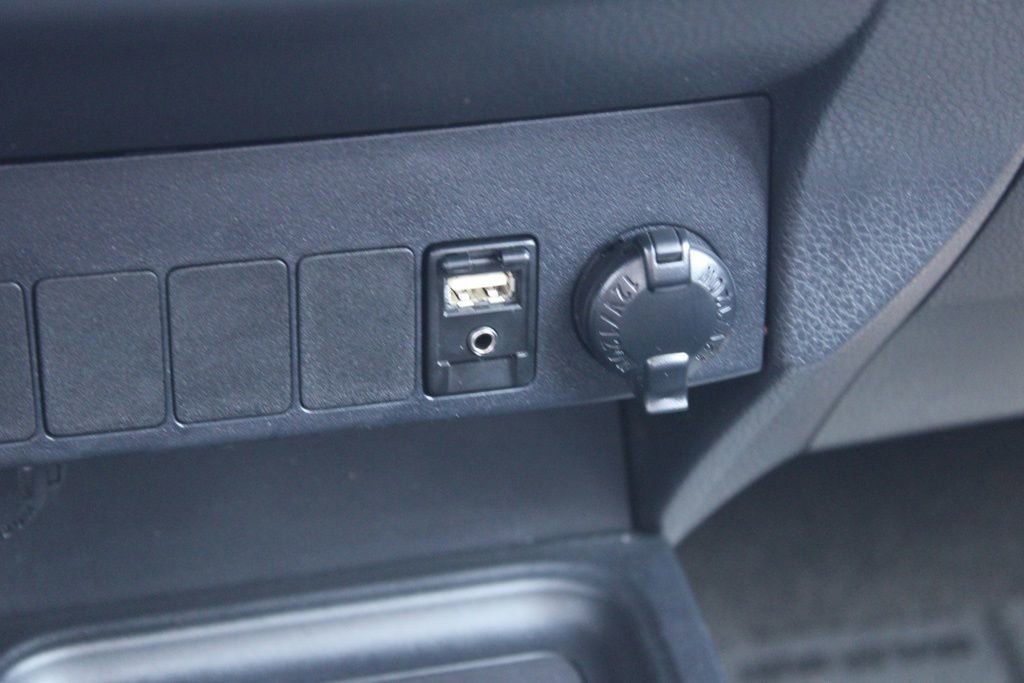 Used 2018 Toyota RAV4 XLE image 41