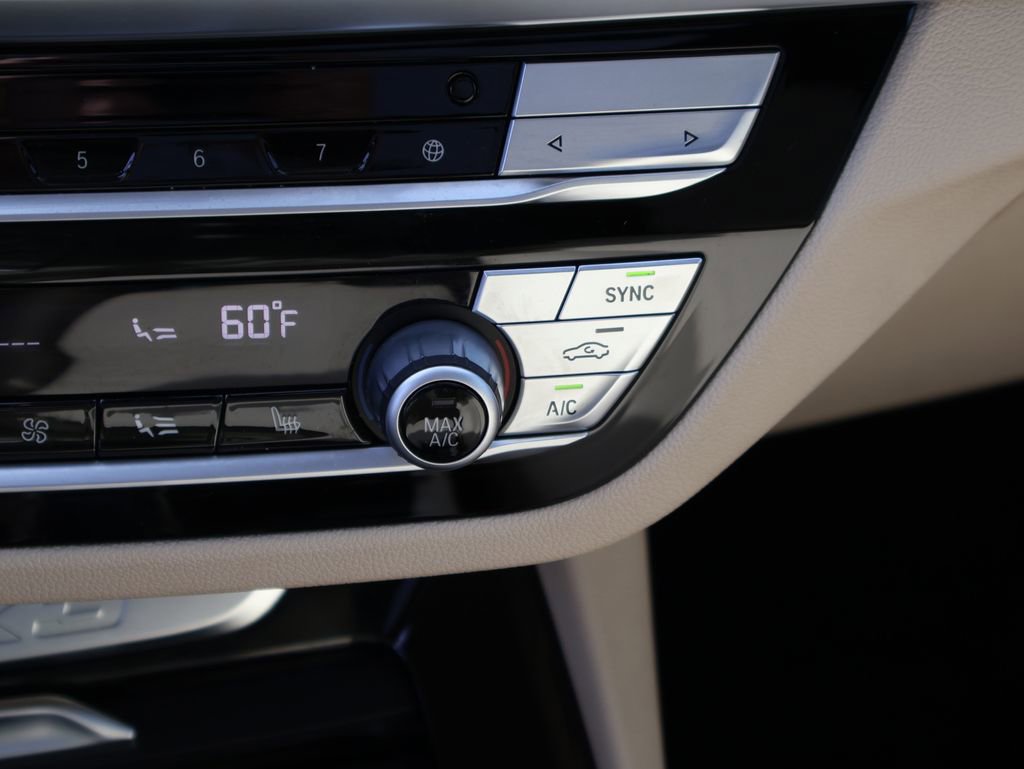 Used 2020 BMW X3 xDrive30i w/ Premium Package image 30