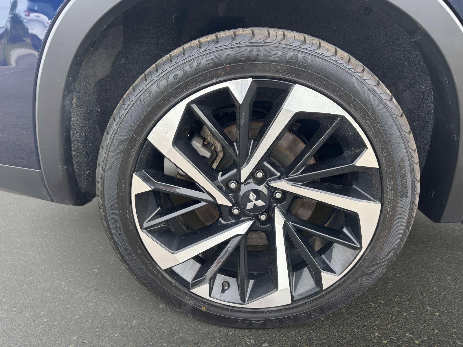 Used 2024 Mitsubishi Outlander SE AWD/4WD image 8