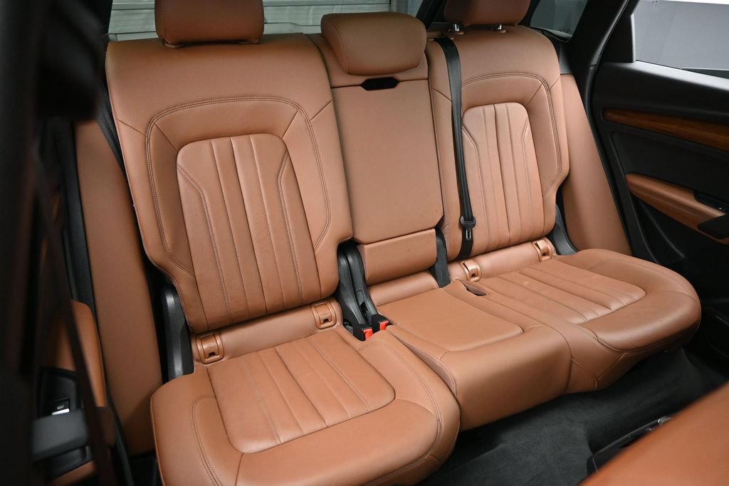 Used 2021 Audi Q5 e Premium Plus AWD/4WD image 26