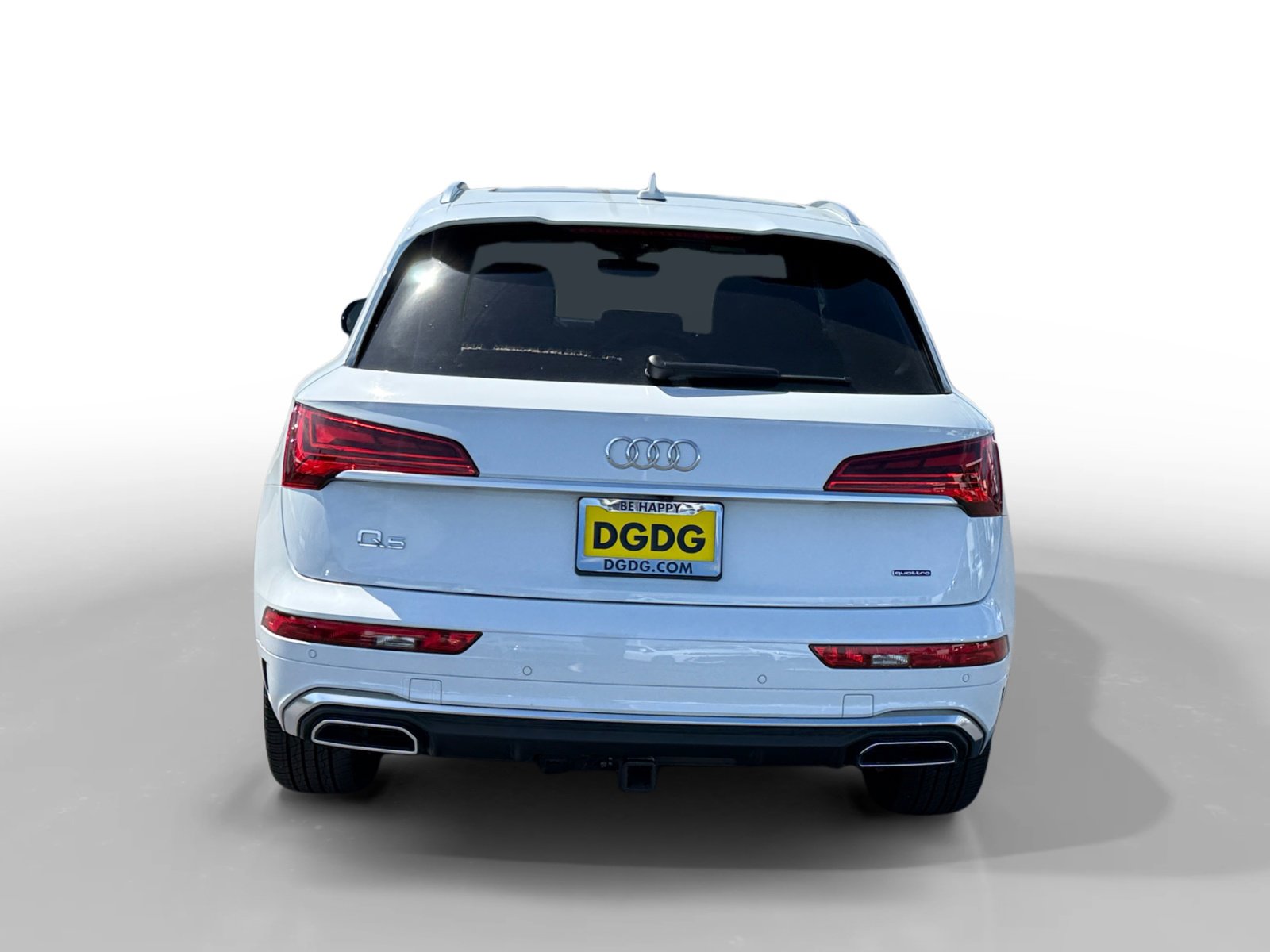 Used 2023 Audi Q5 e Premium Plus w/ Premium Plus Package image 4